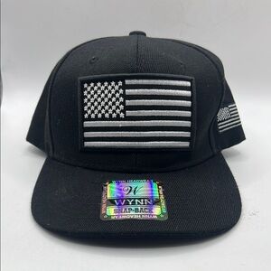 Wynn Headwear Black White Snapback Hat Cap American Flag USA